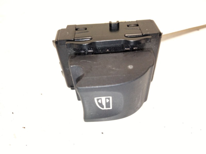Recambio de mando elevalunas delantero derecho para renault grand scénic iii (jz0/1_) 1.5 dci referencia OEM IAM 809600018R  