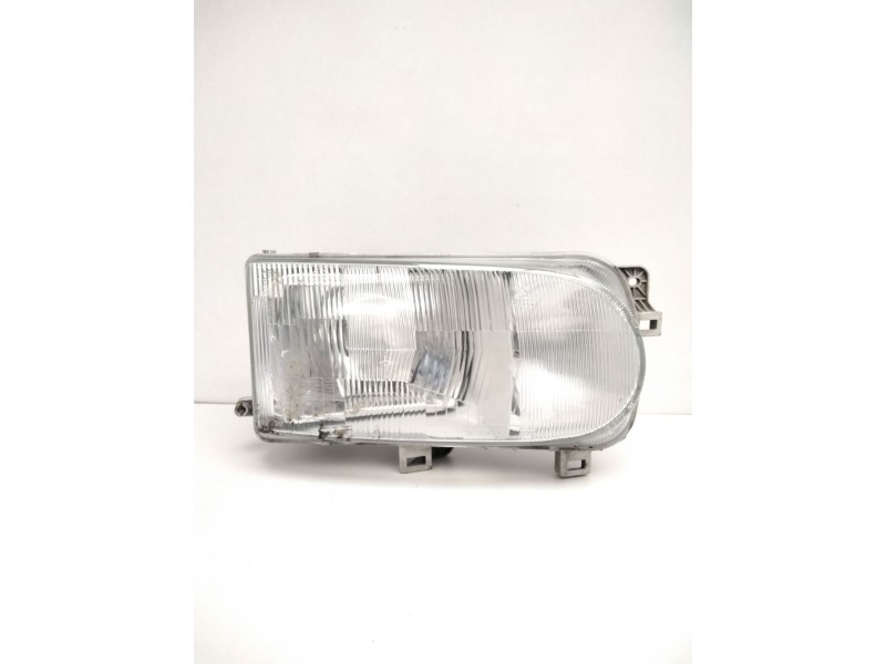 Recambio de faro derecho para » otros... premium 370 26 g 6x2 referencia OEM IAM 260107C008 NISSAN 67735060