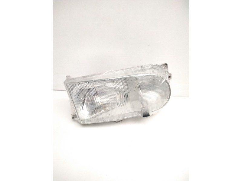 Recambio de faro derecho para » otros... premium 370 26 g 6x2 referencia OEM IAM 260107C008 NISSAN 67735060