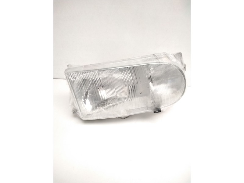 Recambio de faro derecho para » otros... premium 370 26 g 6x2 referencia OEM IAM 260107C008 NISSAN 67735060