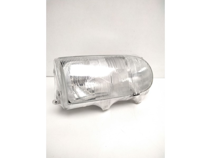Recambio de faro derecho para » otros... premium 370 26 g 6x2 referencia OEM IAM 260107C008 NISSAN 67735060