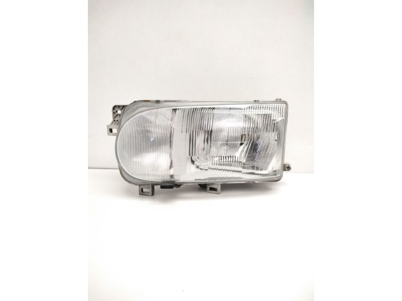 Recambio de faro izquierdo para » otros... premium 370 26 g 6x2 referencia OEM IAM 260607C008 NISSAN 67735050