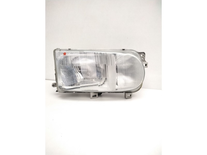 Recambio de faro derecho para » otros... premium 370 26 g 6x2 referencia OEM IAM 260107C011 NISSAN 67736080