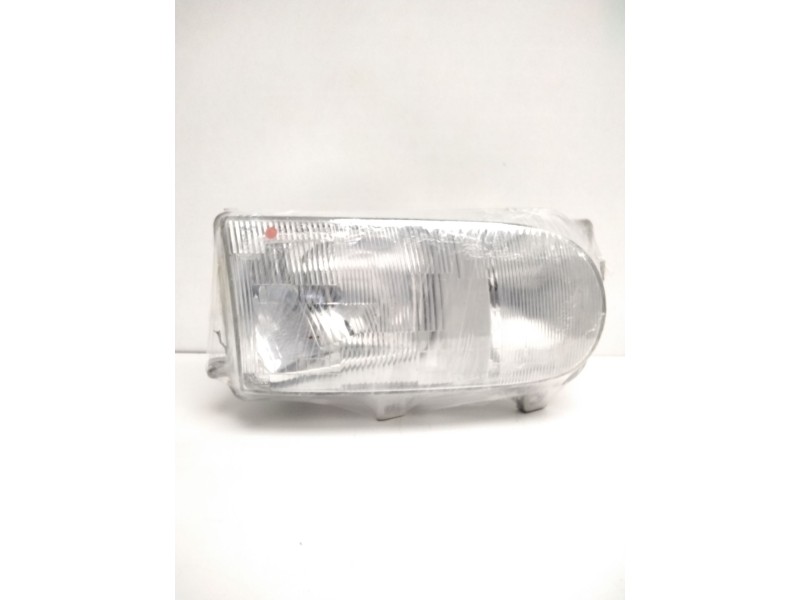 Recambio de faro derecho para » otros... premium 370 26 g 6x2 referencia OEM IAM 260107C011 NISSAN 67736080