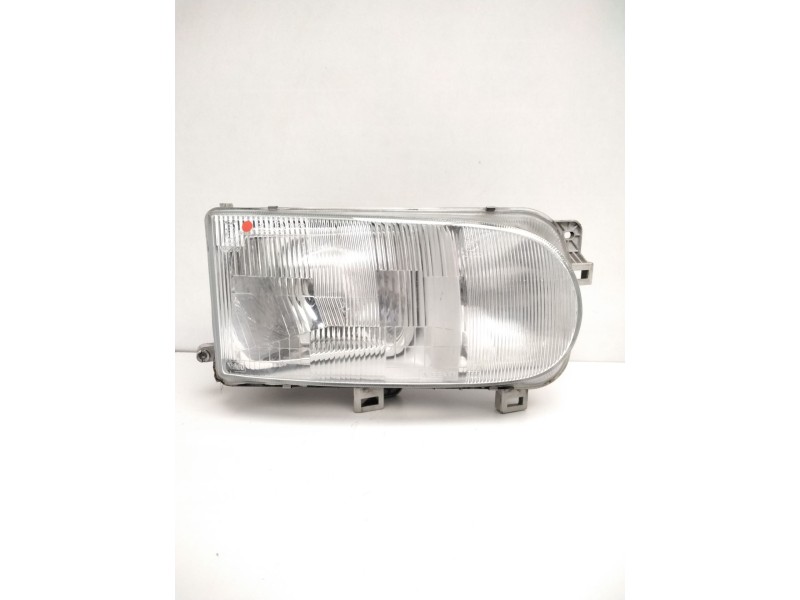 Recambio de faro derecho para » otros... premium 370 26 g 6x2 referencia OEM IAM 260107C011 NISSAN 67736080