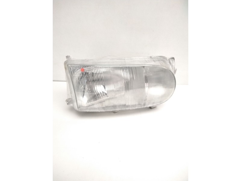 Recambio de faro derecho para » otros... premium 370 26 g 6x2 referencia OEM IAM 260107C011 NISSAN 67736080