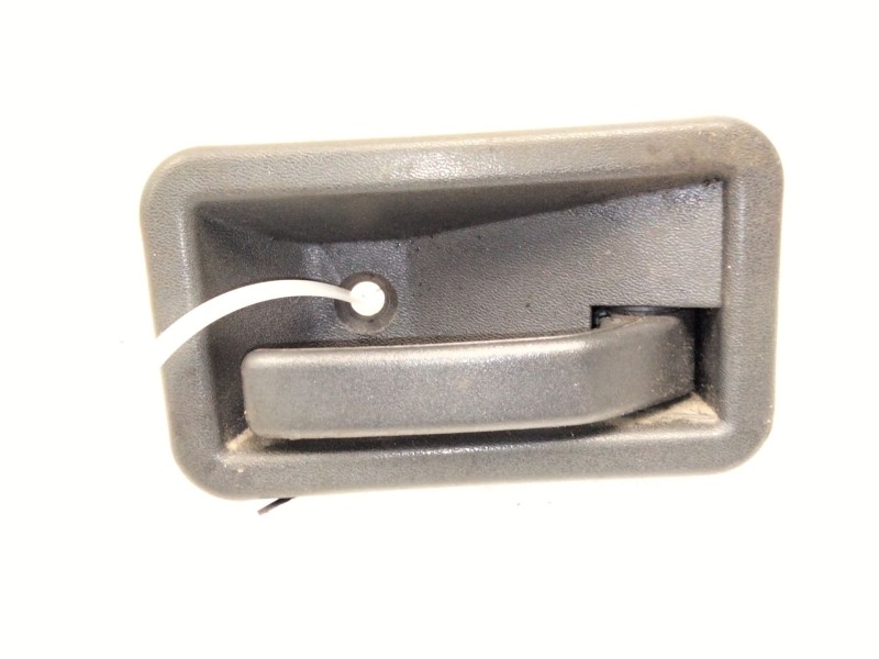 Recambio de maneta interior delantera derecha para renault 19 ii (b/c53_) 1.8 (b/c53y) referencia OEM IAM 7700813586  