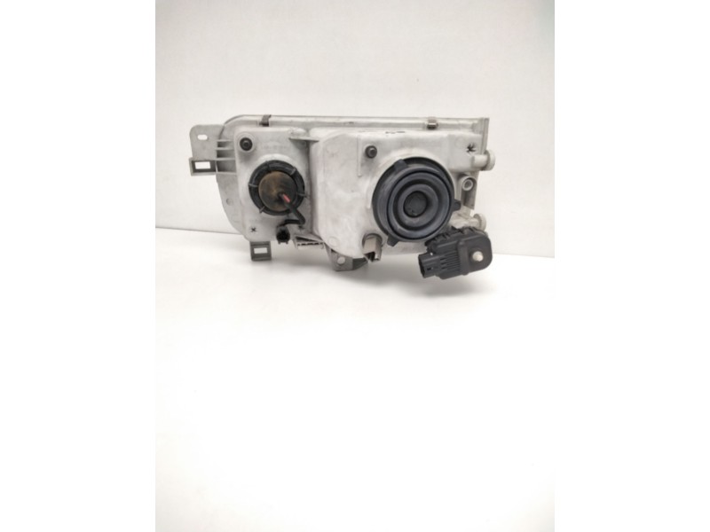 Recambio de faro derecho para » otros... premium 370 26 g 6x2 referencia OEM IAM 260107C008 NISSAN 67735060