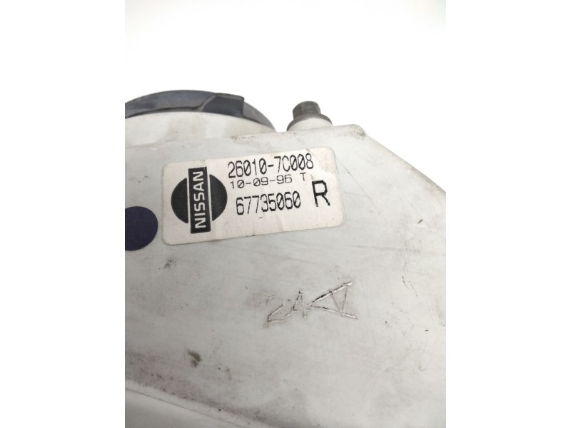 Recambio de faro derecho para » otros... premium 370 26 g 6x2 referencia OEM IAM 260107C008 NISSAN 67735060