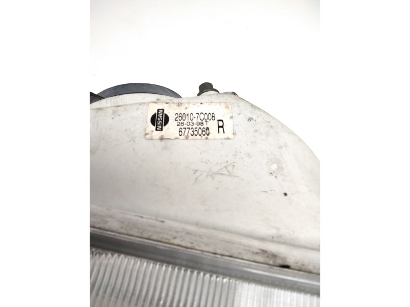 Recambio de faro derecho para » otros... premium 370 26 g 6x2 referencia OEM IAM 260107C008 NISSAN 67735060