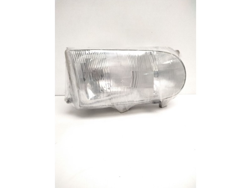 Recambio de faro derecho para » otros... premium 370 26 g 6x2 referencia OEM IAM 260107C008 NISSAN 67735060