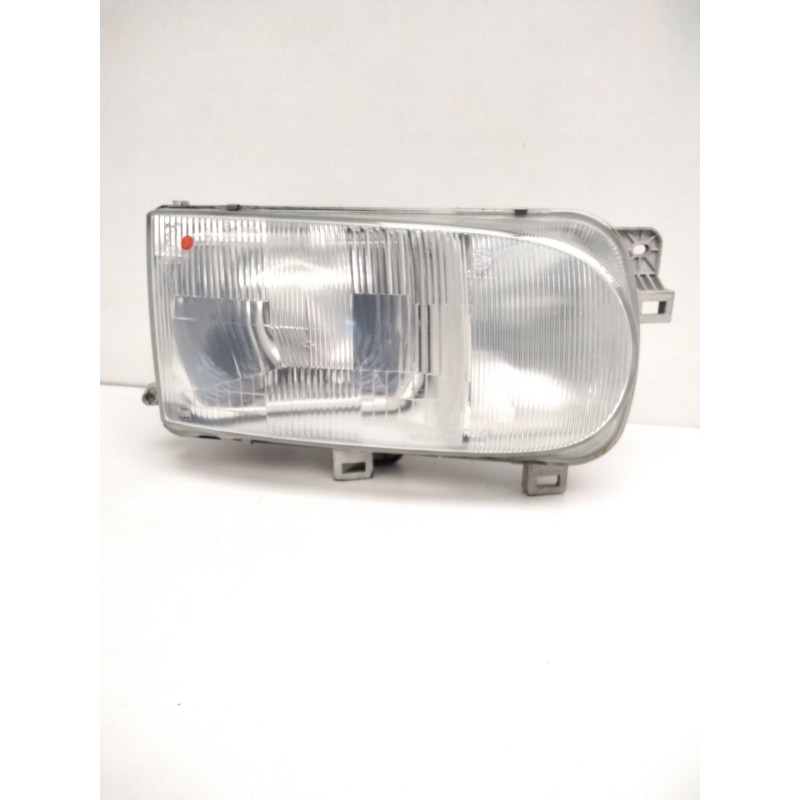 Recambio de faro derecho para » otros... premium 370 26 g 6x2 referencia OEM IAM 260107C011 NISSAN 67736080