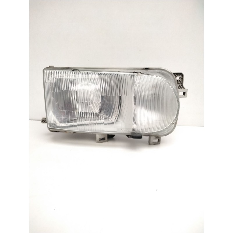Recambio de faro derecho para » otros... premium 370 26 g 6x2 referencia OEM IAM 260107C008 NISSAN 67735060