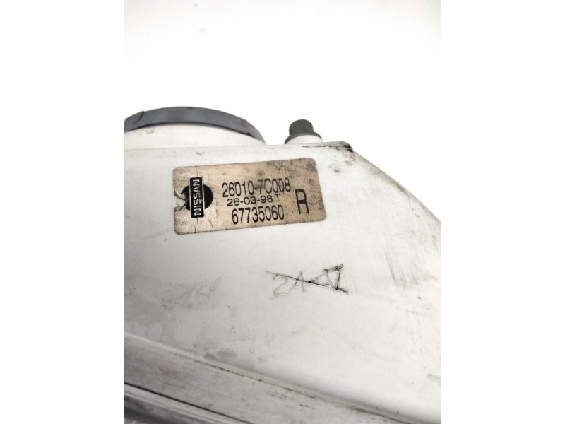 Recambio de faro derecho para » otros... premium 370 26 g 6x2 referencia OEM IAM 260107C008 NISSAN 67735060
