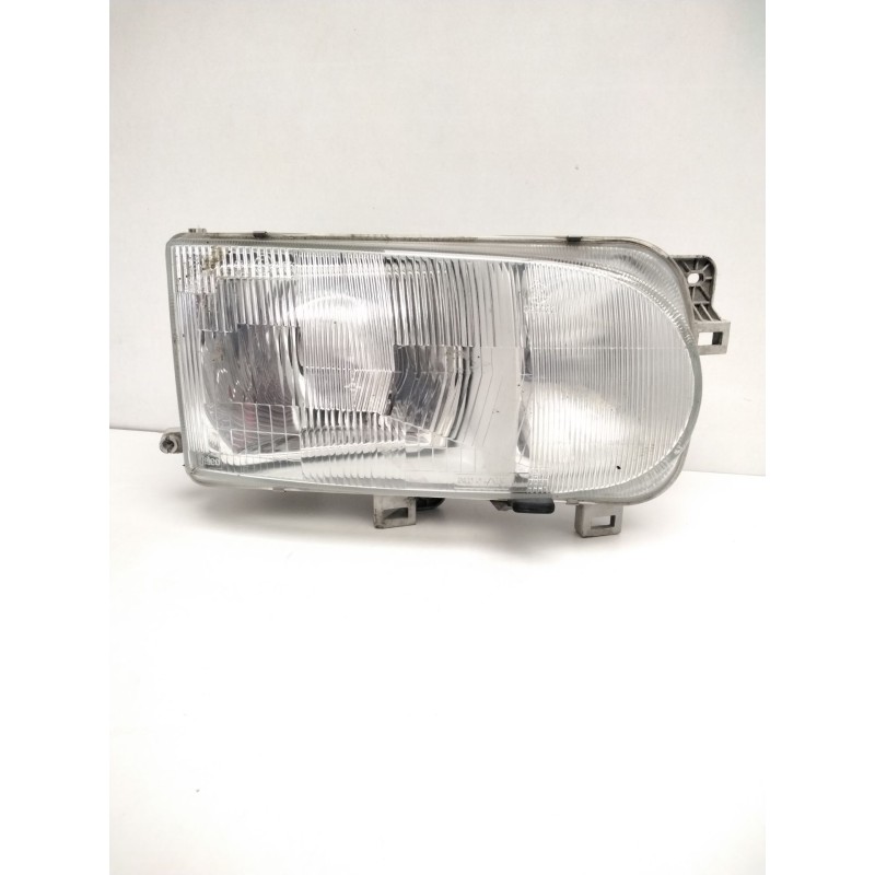 Recambio de faro derecho para » otros... premium 370 26 g 6x2 referencia OEM IAM 260107C008 NISSAN 67735060