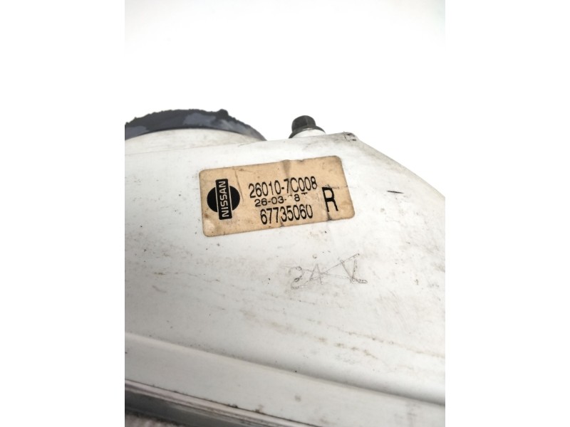 Recambio de faro derecho para » otros... premium 370 26 g 6x2 referencia OEM IAM 260107C008 NISSAN 67735060