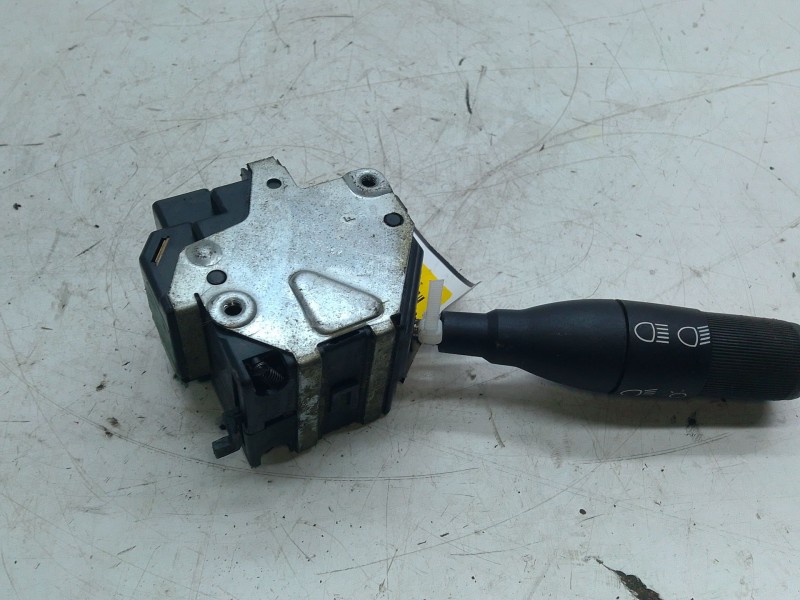 Recambio de mando luces para renault 19 ii (b/c53_) 1.8 (b/c53y) referencia OEM IAM 7700803537  