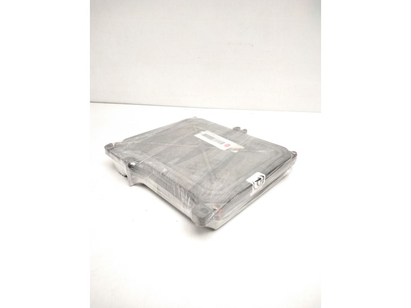 Recambio de centralita motor uce para renault clio i fase i+ii (b/c57) 1.2 referencia OEM IAM S101729102G 7700854160 7700864279