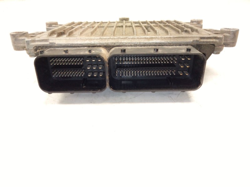 Recambio de centralita motor uce para renault maxity referencia OEM IAM 23730LE00C 0281034222 