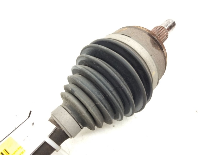 Recambio de transmision delantera izquierda para renault grand scénic iii (jz0/1_) 1.5 dci referencia OEM IAM 8200847584  