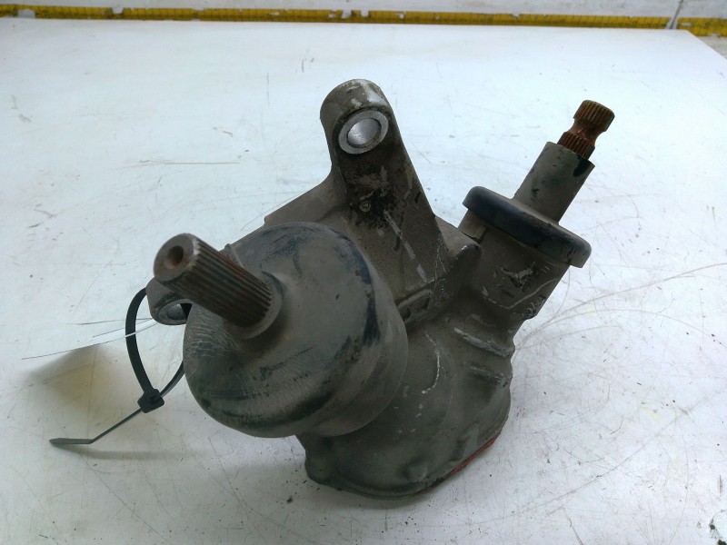 Recambio de caja reenvio para renault maxity referencia OEM IAM   