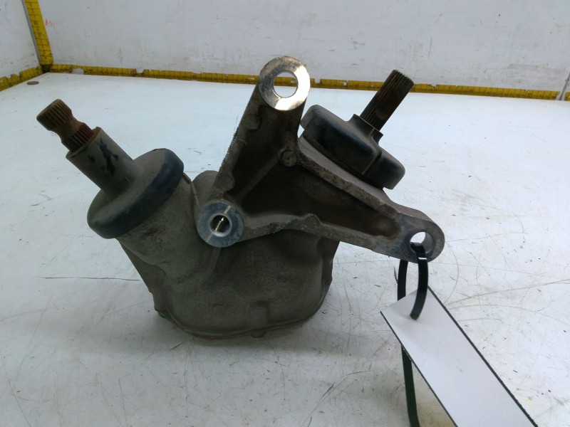 Recambio de caja reenvio para renault maxity referencia OEM IAM   