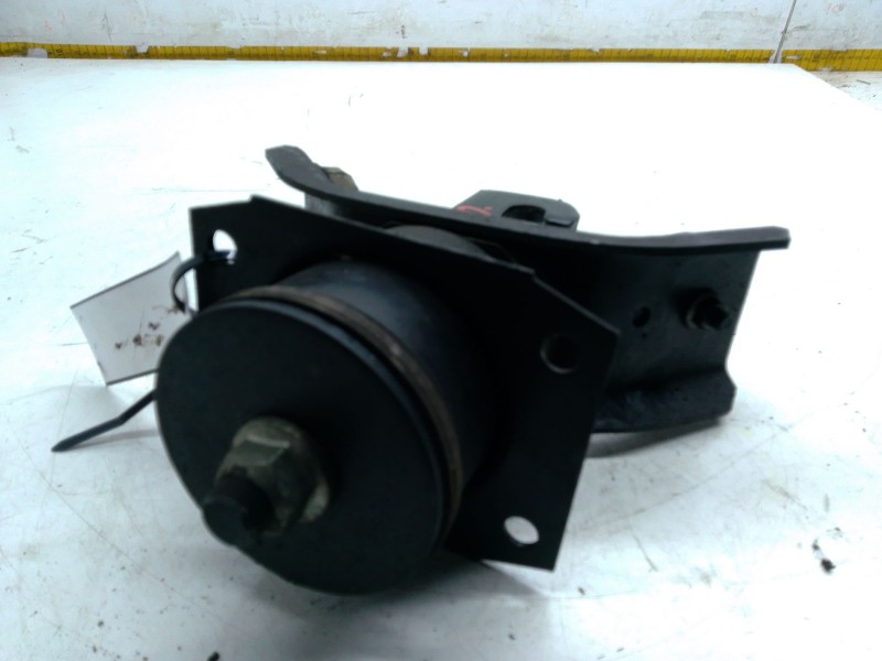 Recambio de soporte cabina trasero derecho para renault maxity referencia OEM IAM   