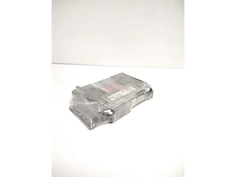 Recambio de centralita motor uce para renault megane i berlina hatchback (ba0) 1.6 referencia OEM IAM S105300103C 7700860319 770
