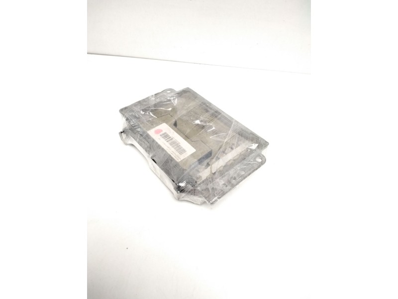 Recambio de centralita motor uce para renault megane i classic (la0) 1.6 referencia OEM IAM S115300120B 7700860319 7700111770