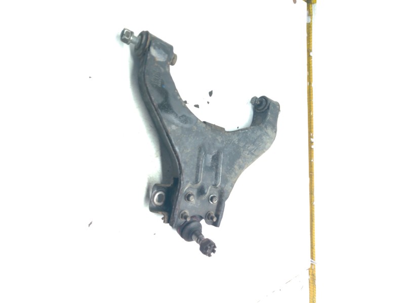 Recambio de brazo suspension inferior delantero derecho para renault maxity referencia OEM IAM 54500LC10A  