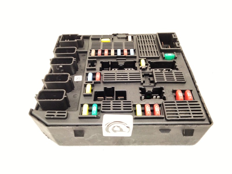 Recambio de caja reles para renault grand scénic iii (jz0/1_) 1.5 dci referencia OEM IAM 284B67924R  