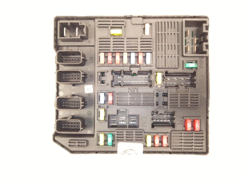 Recambio de caja reles para renault grand scénic iii (jz0/1_) 1.5 dci referencia OEM IAM 284B67924R  