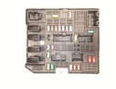 CAJA RELES 284B67924R 