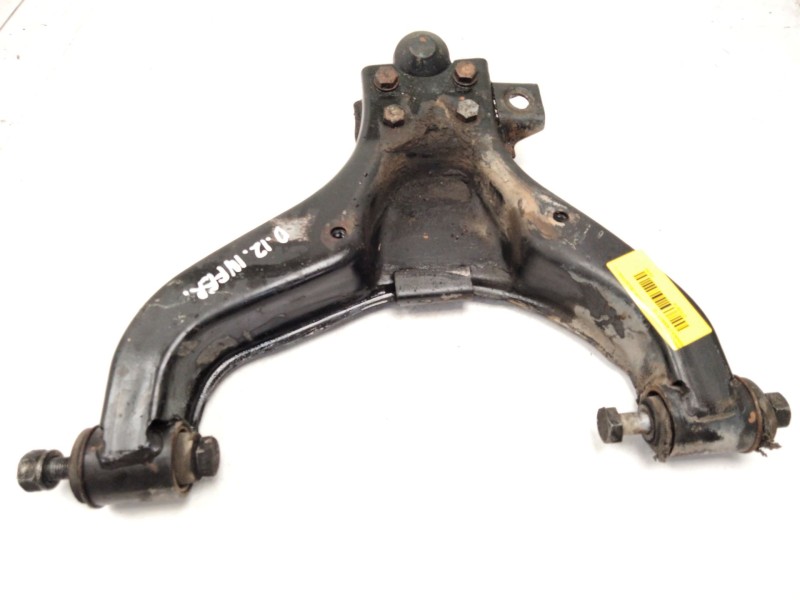 Recambio de brazo suspension inferior delantero izquierdo para renault maxity referencia OEM IAM   