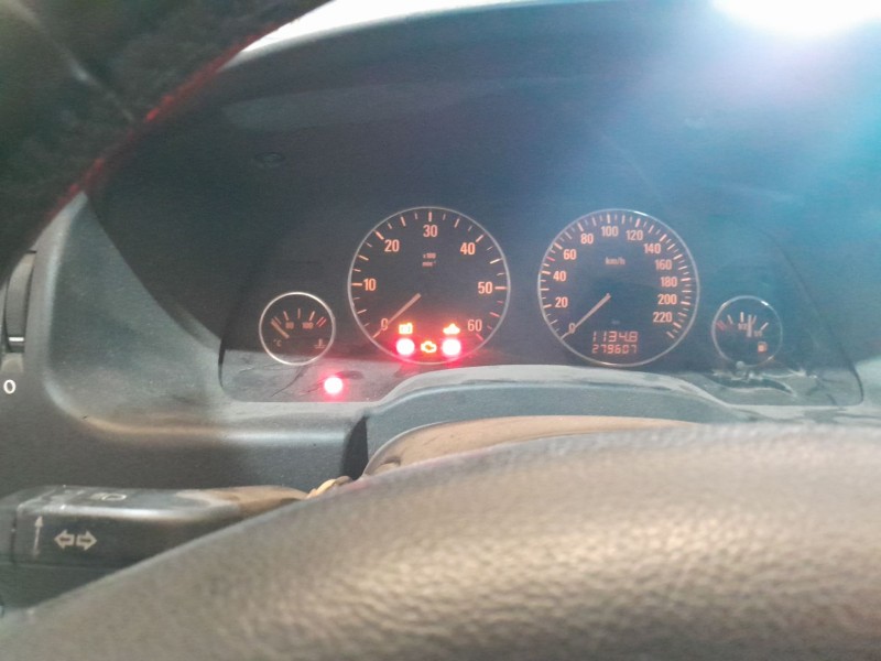 opel zafira a monospace (t98) del año 2003