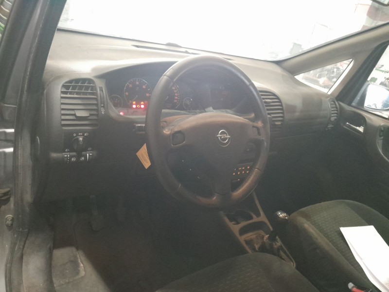 opel zafira a monospace (t98) del año 2003