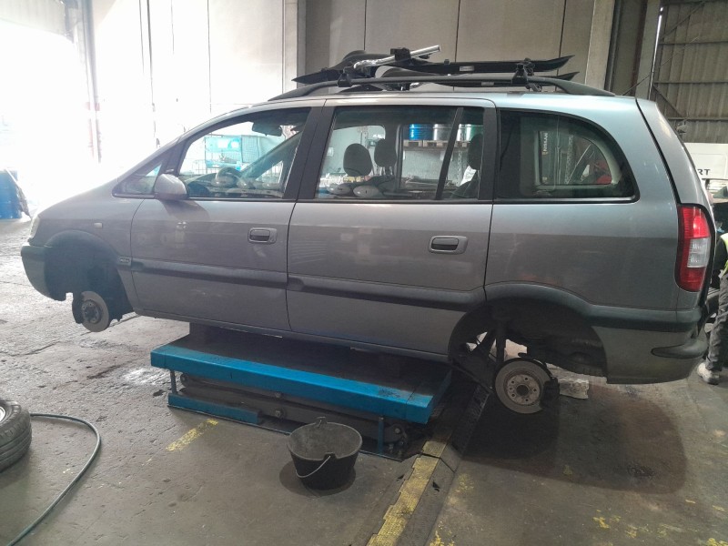 opel zafira a monospace (t98) del año 2003
