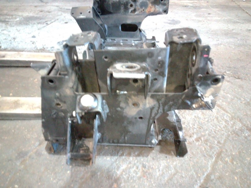 Recambio de puente delantero para renault maxity referencia OEM IAM   