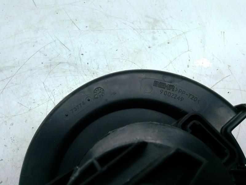 Recambio de motor calefaccion para opel zafira a monospace (t98) 2.0 dti 16v (f75) referencia OEM IAM 9002249  