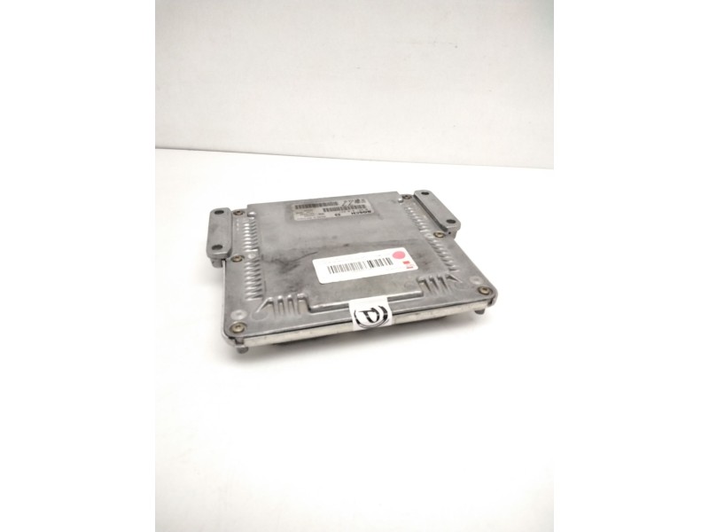 Recambio de centralita motor uce para peugeot 406 berlina (s1/s2) srdt referencia OEM IAM 0281010627 9642301880 28FM0000