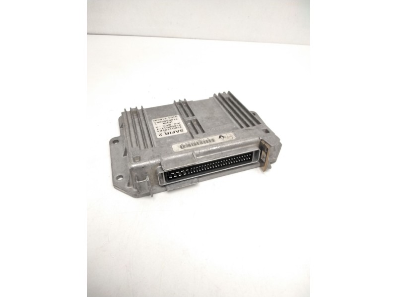 Recambio de centralita motor uce para renault clio ii fase i (b/cbo) 1.2 referencia OEM IAM 7700112764 216525117 7700868294