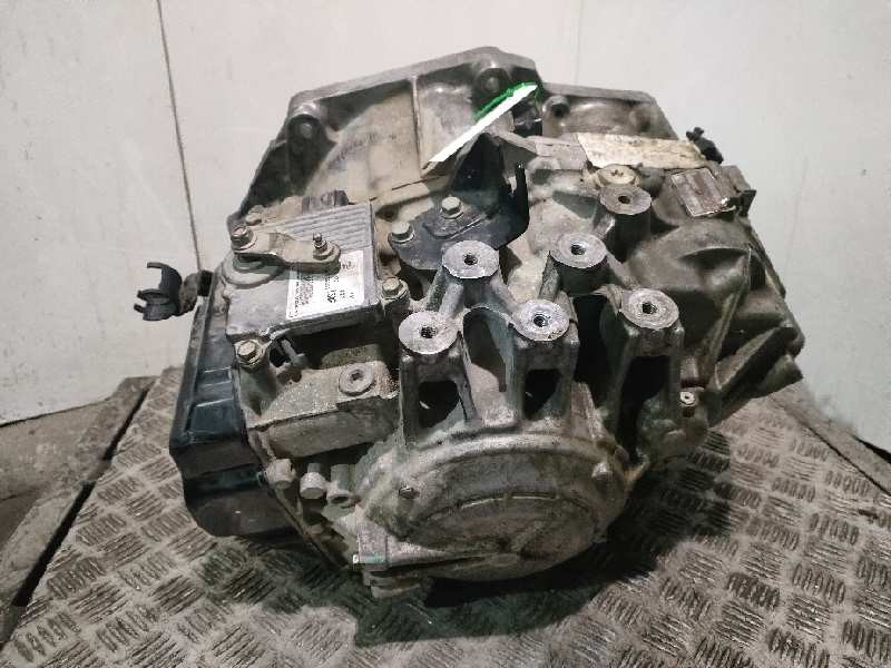 Recambio de caja cambios para opel insignia berlina cosmo referencia OEM IAM 55562430  