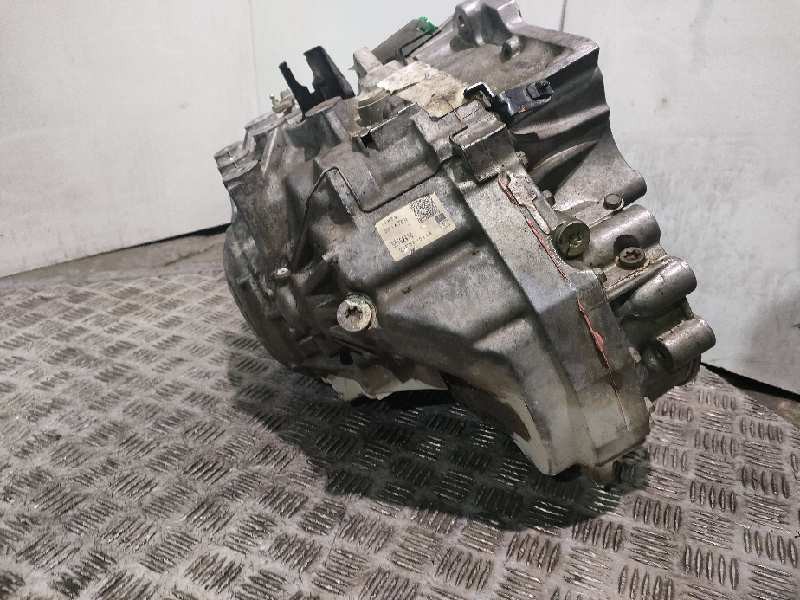 Recambio de caja cambios para opel insignia berlina cosmo referencia OEM IAM 55562430  