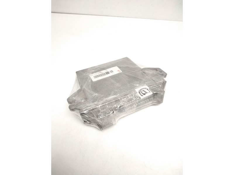 Recambio de centralita motor uce para renault clio ii fase i (b/cbo) 1.9 d alize referencia OEM IAM 7700104956 7700111205 R04080