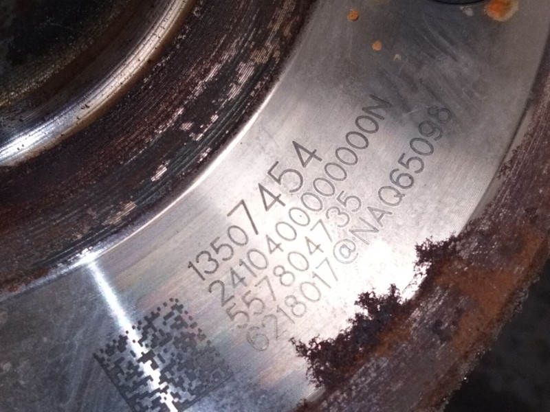 Recambio de buje trasero izquierdo para opel astra k sports tourer excellence referencia OEM IAM 13507454  