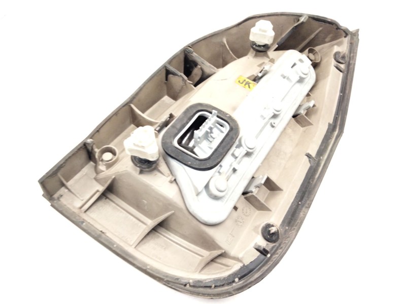 Recambio de piloto trasero izquierdo para opel zafira a monospace (t98) 2.0 dti 16v (f75) referencia OEM IAM 93175677  