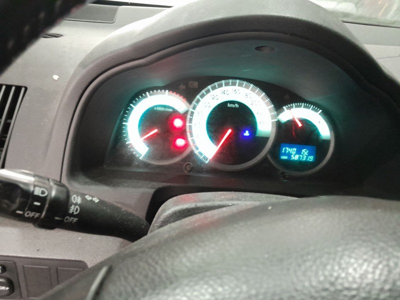 toyota corolla verso (zer_, zze12_, r1_) del año 2006