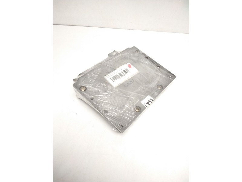 Recambio de centralita motor uce para citroën xantia berlina 1.9 turbodiesel referencia OEM IAM 0281001262 9624519580 28RTD845