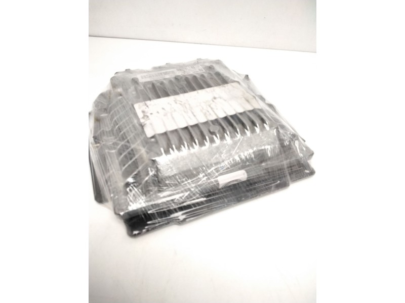 Recambio de centralita motor uce para peugeot 307 (s1) xs referencia OEM IAM 5WS40104CT SW9651942480 HW9647423380