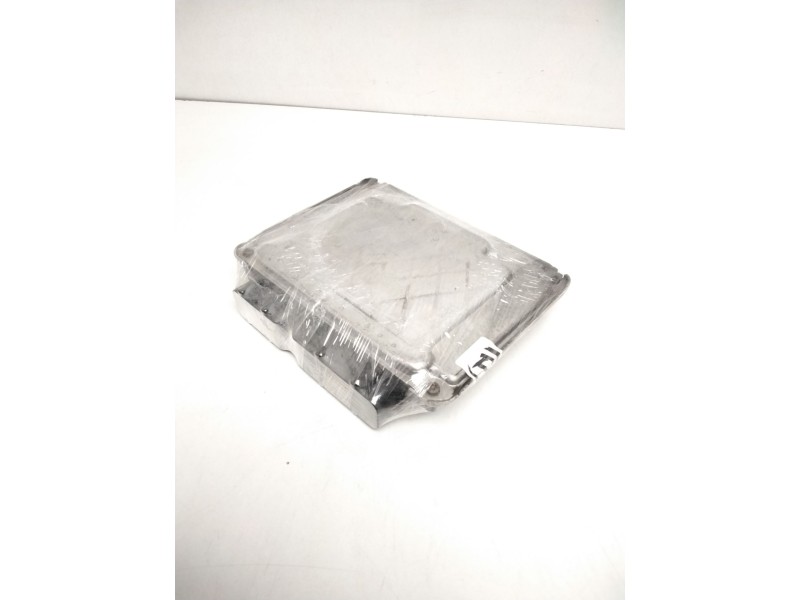 Recambio de centralita motor uce para volkswagen polo (9n1) 1.4 tdi referencia OEM IAM 045906019C 0281010697 28SA5442